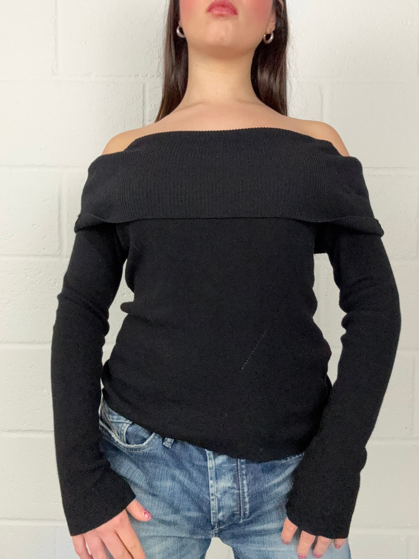 Off The Shoulder Jumper (M)