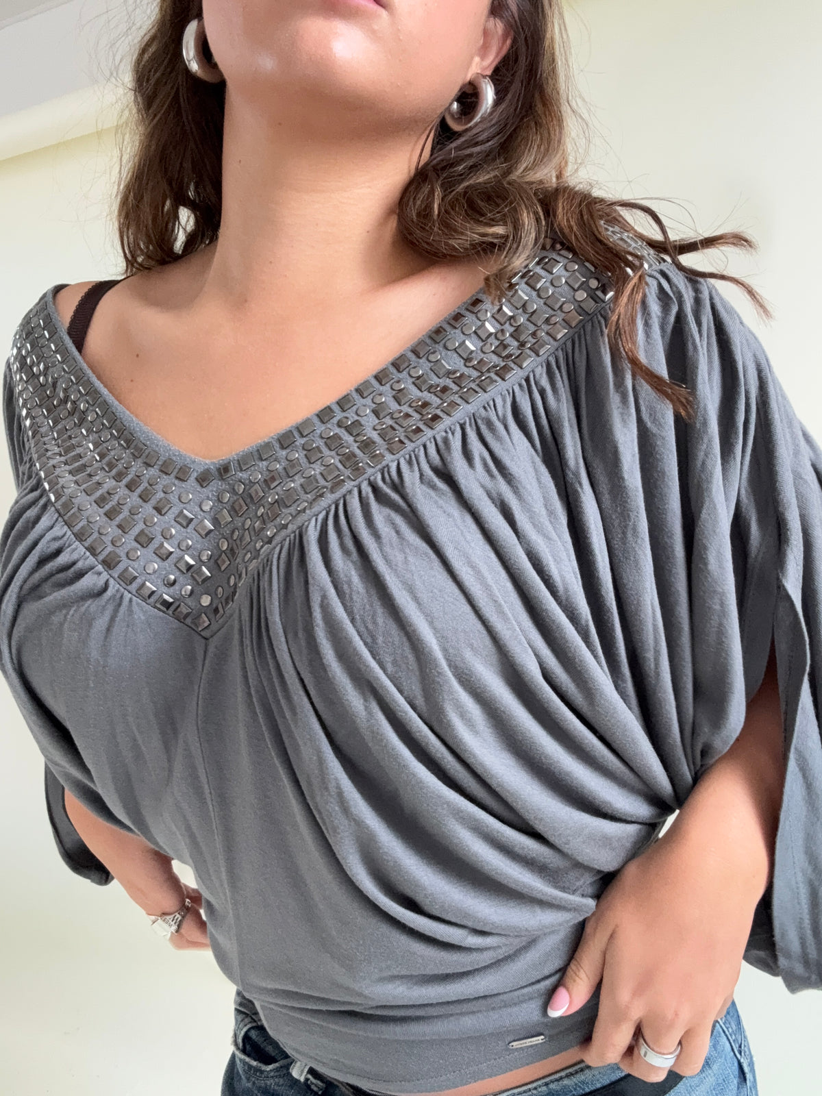 Batwing Guess Top (L)