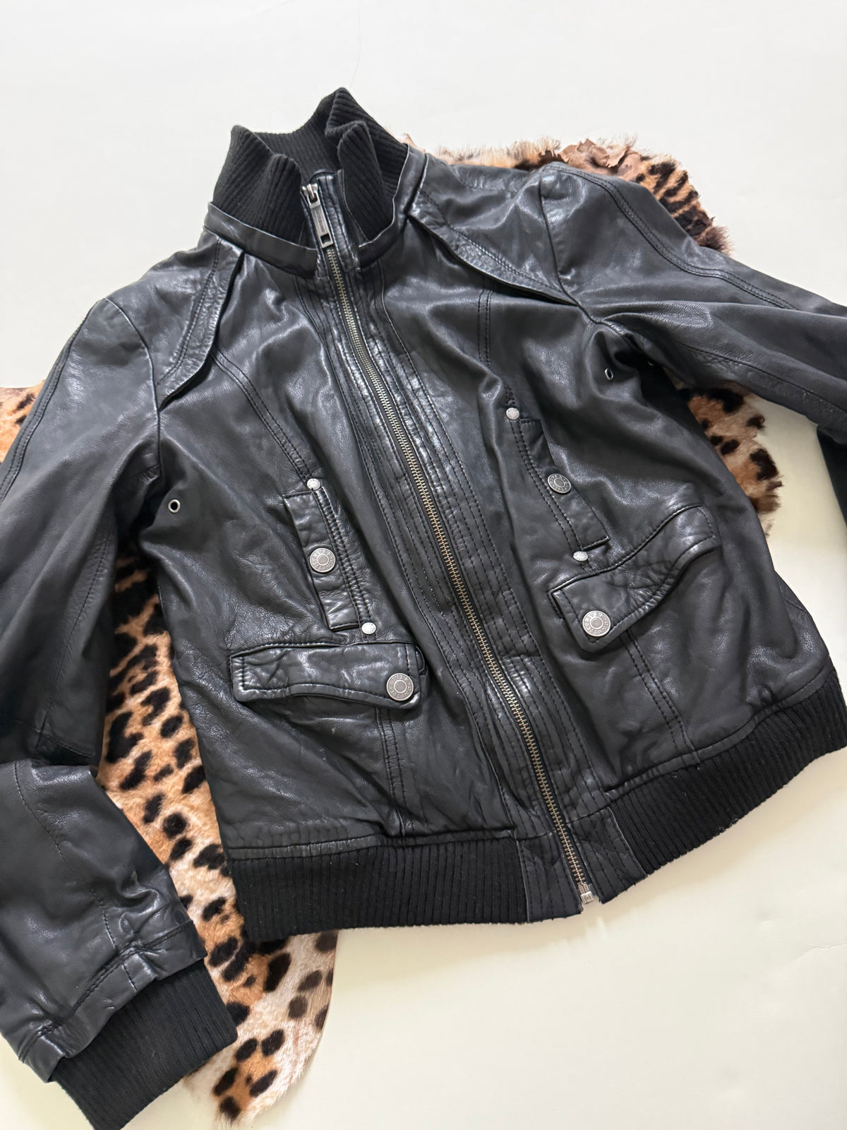 Vintage Leather Jacket (UK12)