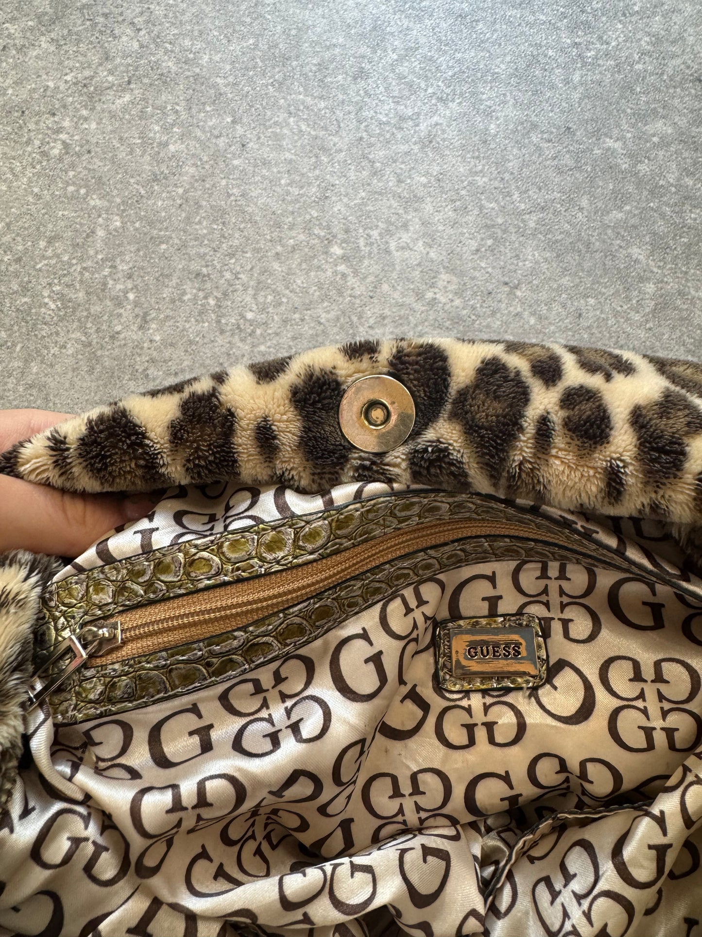 Fluffy Guess Leopard Bag