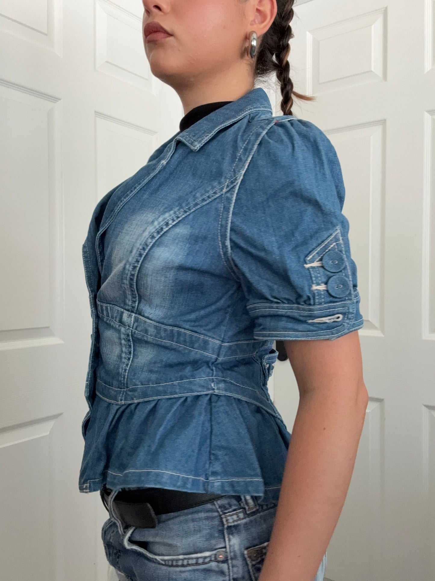 Shortsleeve Fitted Denim Jacket (UK14)