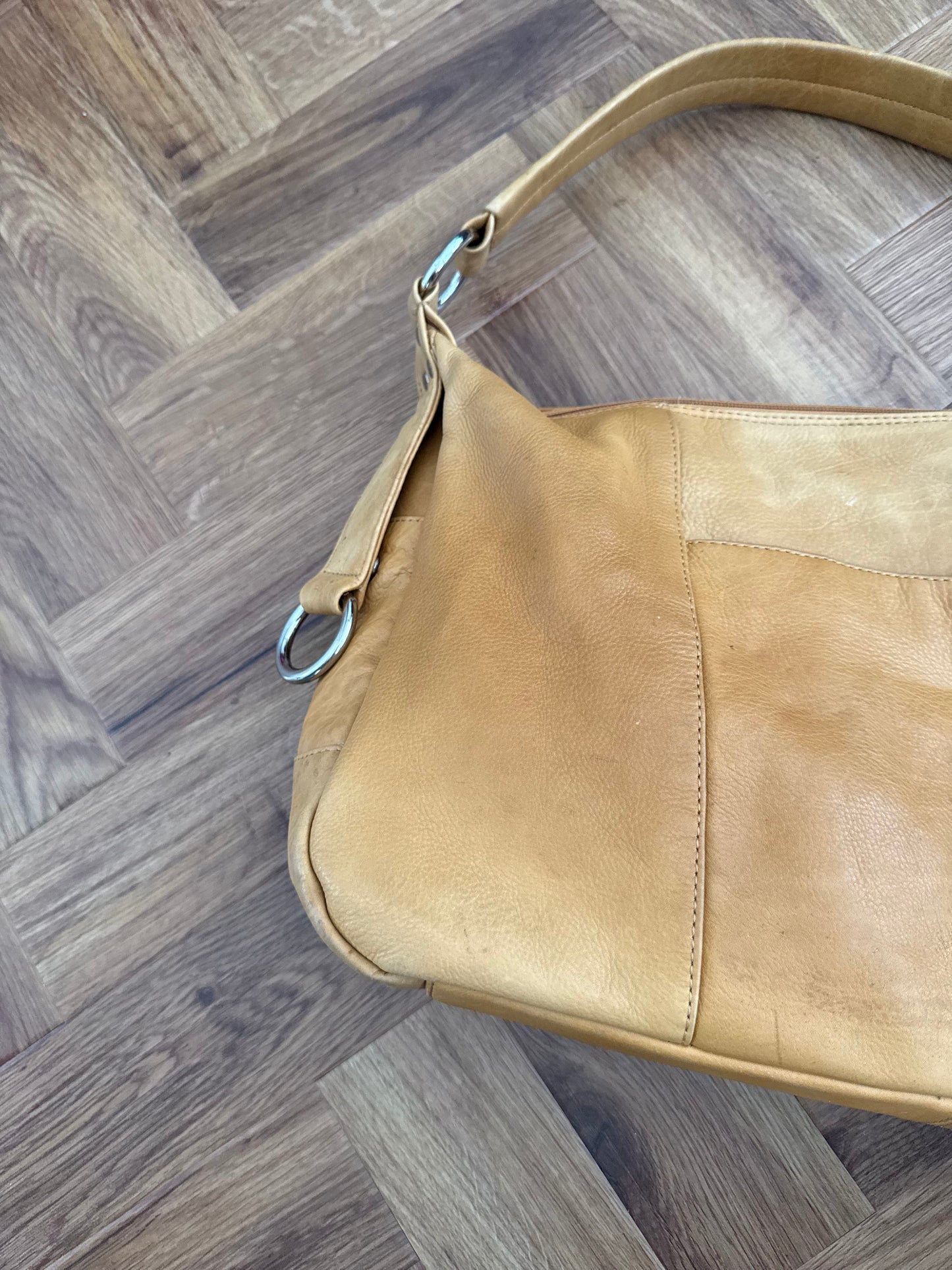Vintage Leather Buckle Shoulder Bag