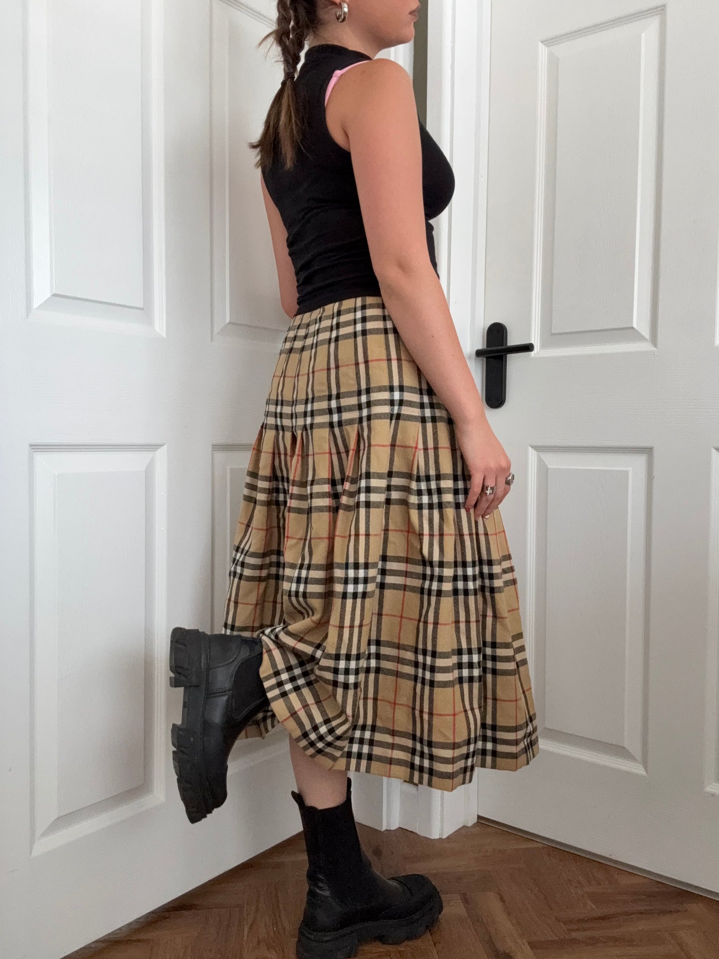 Vintage Burberry Wool Skirt (XS)