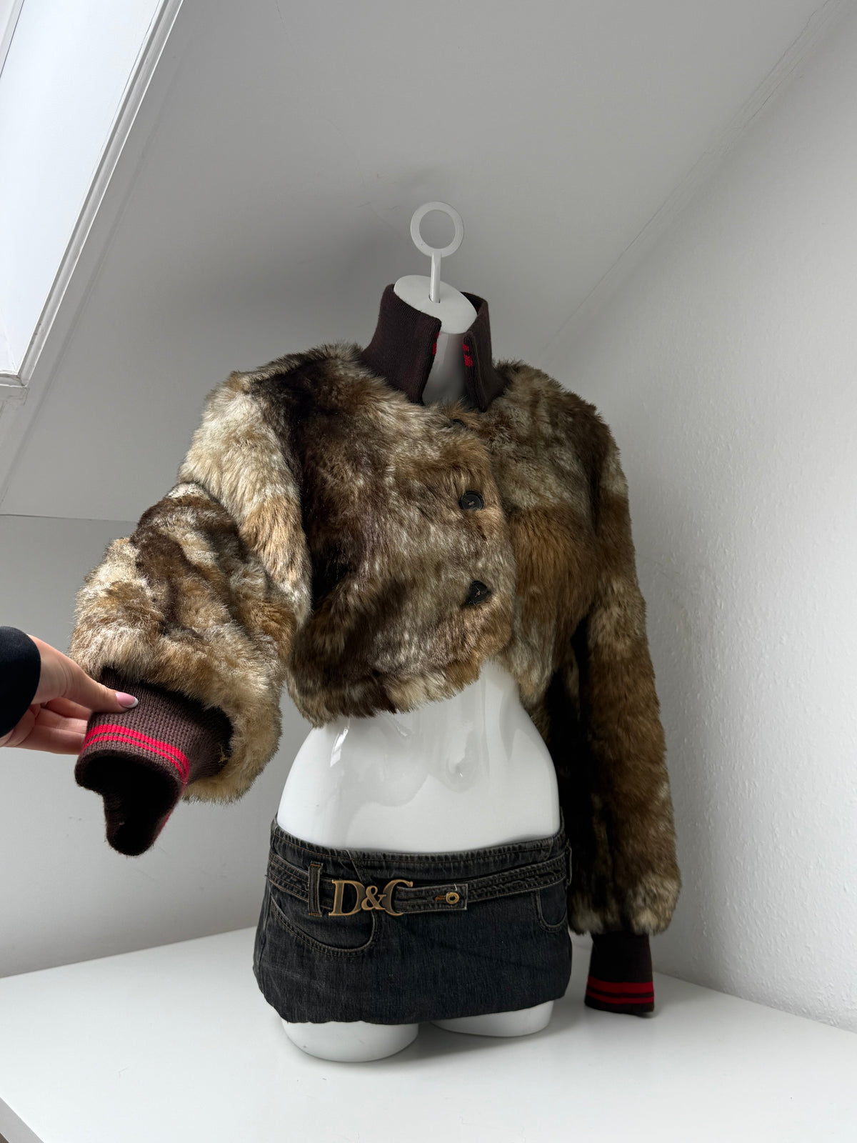 Cropped Faux Fur Replay Jacket (L)