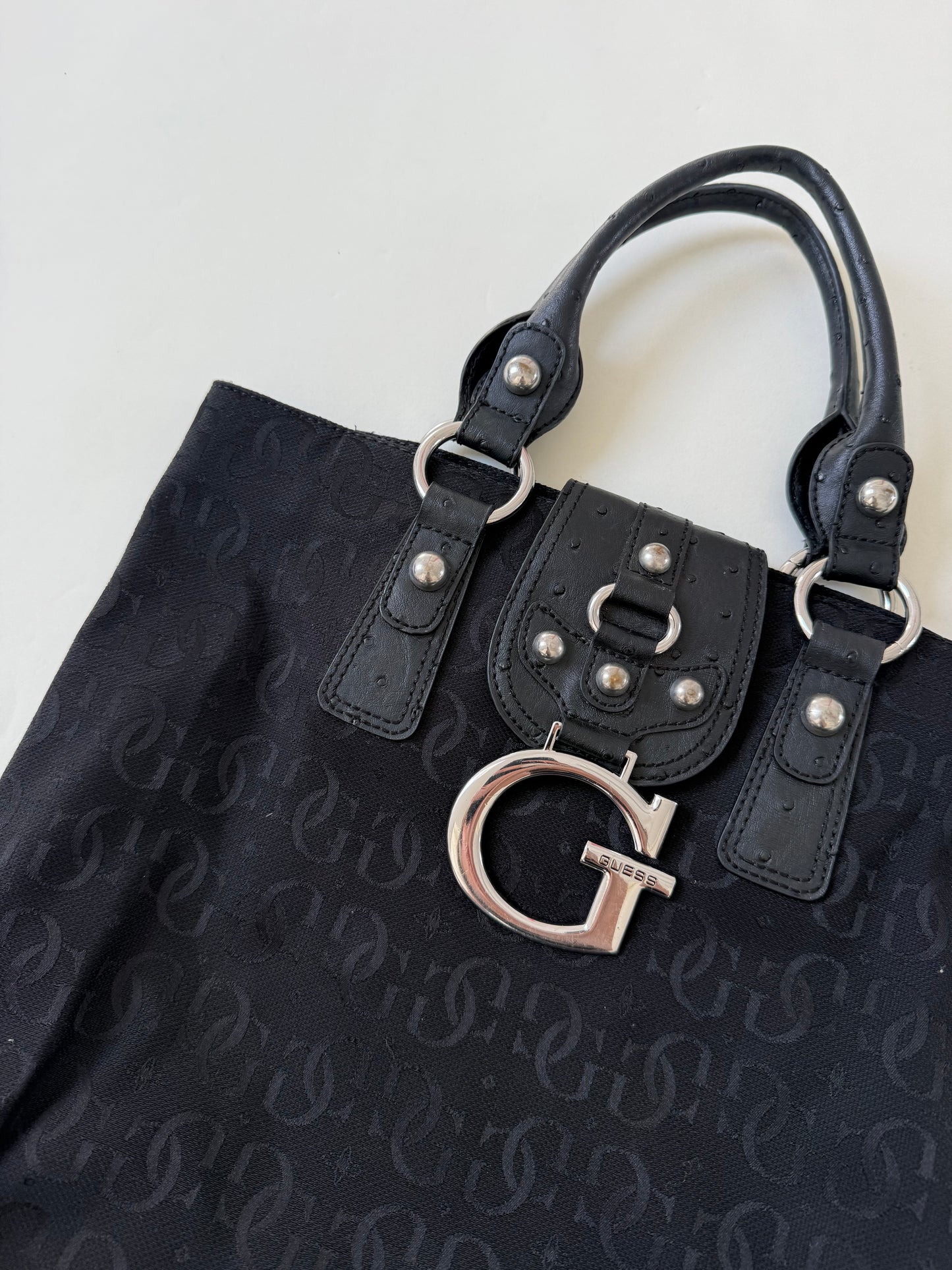 Guess Shoulder Bag